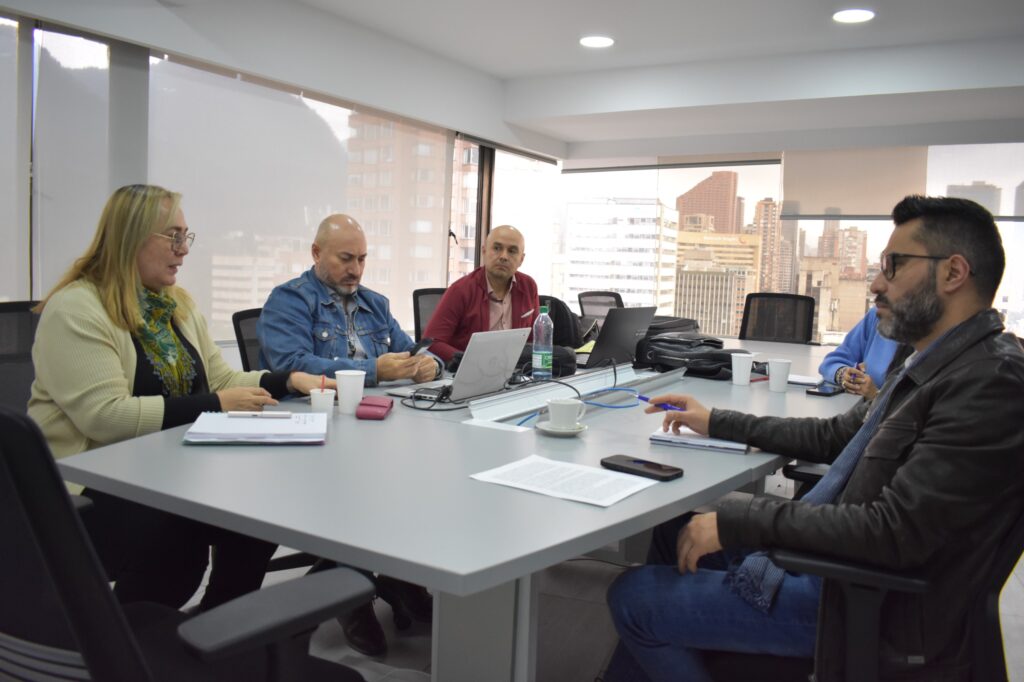 Reunión Director - Chocó Director General de la Autoridad Nacional de Acuicultura y Pesca (AUNAP), William Tepud, comprometido con la sostenibilidad del sector pesquero artesanal en el Pacífico colombiano