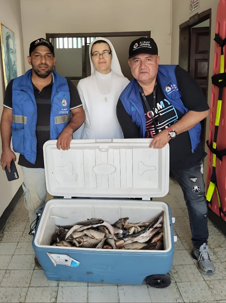 La AUNAP Magangué entregó pescado incautado al ancianato de La Candelaria, reafirmando su compromiso con la sostenibilidad, la seguridad alimentaria y el apoyo a la población adulta mayor.