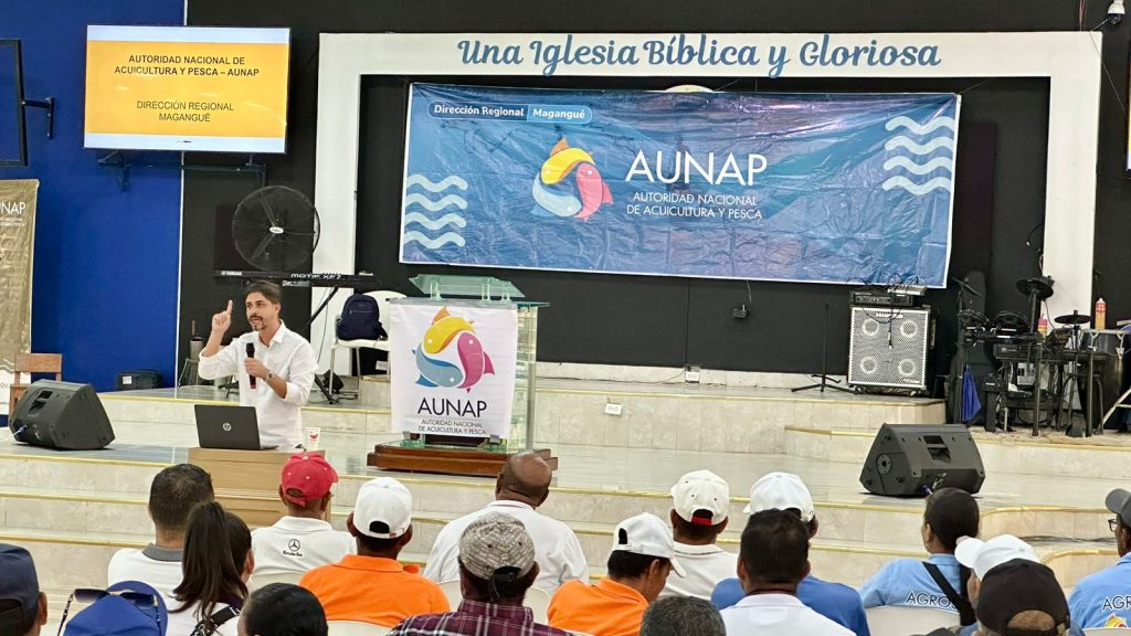 Roberto Camargo Payares, Director Regional Magangué de la AUNAP, lideró la socialización del Programa Pez Total.