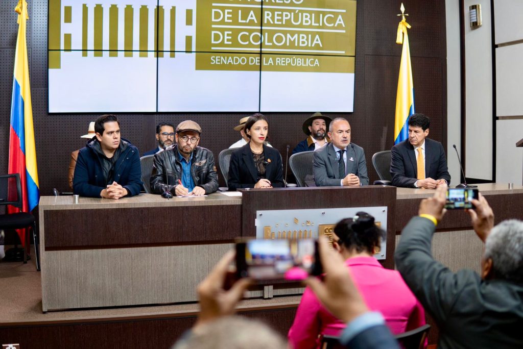 Entidades del sector Agricultura respaldaron a la ministra Martha Carvajalino en la radicación del mensaje de insistencia del proyecto de ley de Jurisdicción Agraria.
