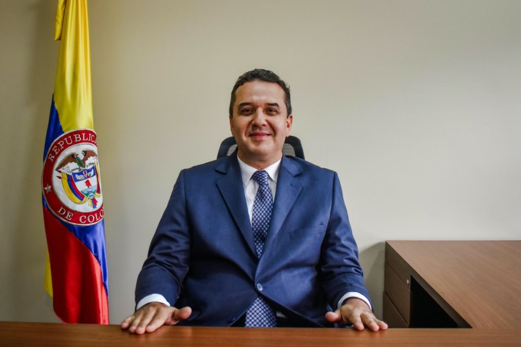 Juan Rodrigo Alvarado Moreno, director general de la AUNAP, asume el liderazgo de la entidad con el propósito de fortalecer la pesca y la acuicultura en Colombia.